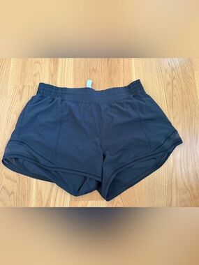 Lululemon hotty hot shorts black euc